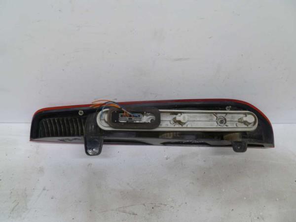 FEU ARRIERE GAUCHE FORD FOCUS BREAK 11/2004-1/2008 - Vue 2